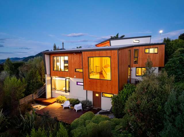 Private Sanctuary with Breathtaking Tasman Views