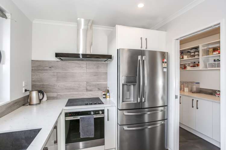 16 Lippiatt Crescent Pokeno_8