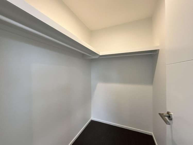 2 Maple Lane 11103_11