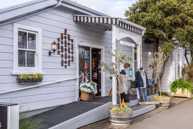 8 Memorial Square Martinborough_2