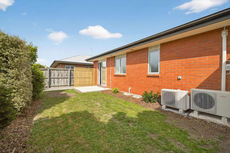15 St Peters Close Woolston_16