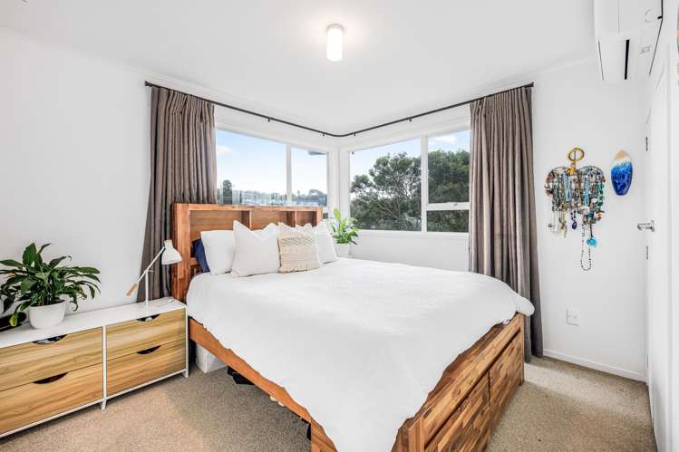 1/729 Beach Road Browns Bay_3