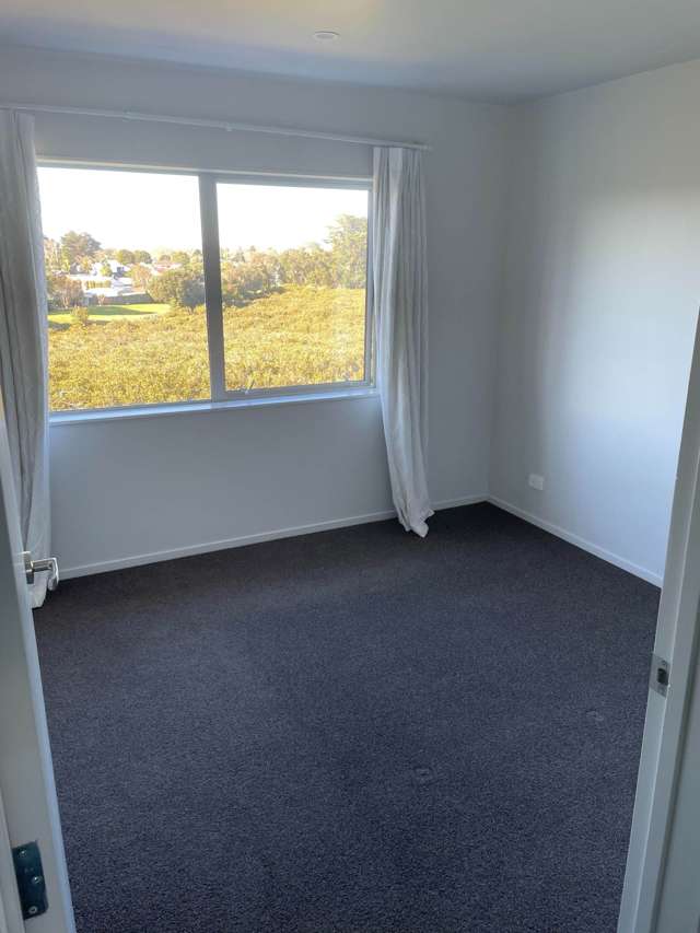 46 Matawhanga Drive Wattle Downs_4