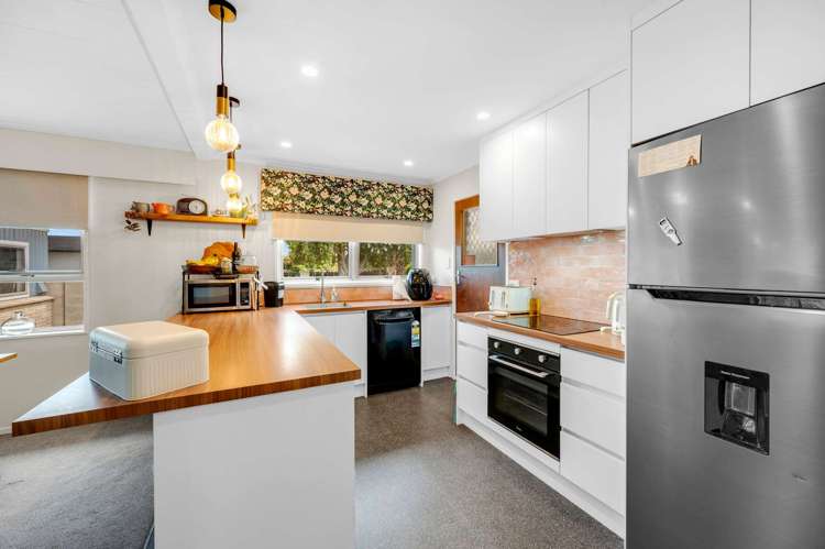 345 Westminster Avenue Tamatea_14