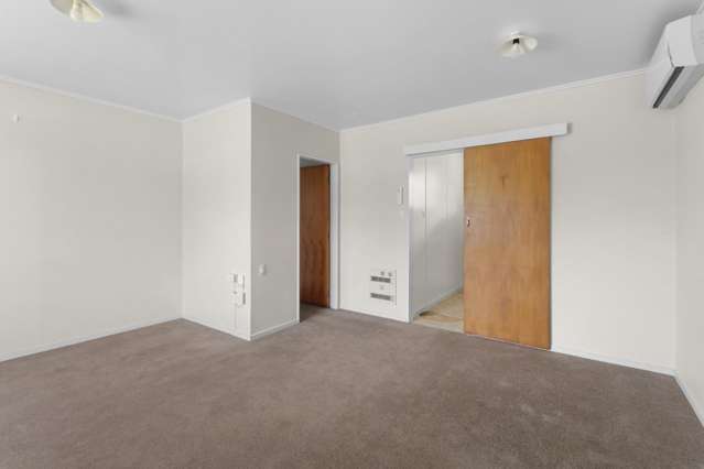 8a Hillary Place 1093_4