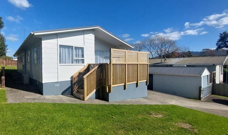 25 Raymond Avenue_0
