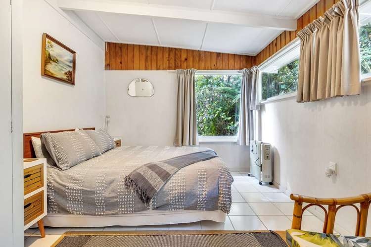 2 Rangikapiti Road Coopers Beach_15