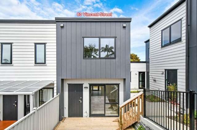 Premium Two Bedroom-Dual-Bathroom Luxury for M...