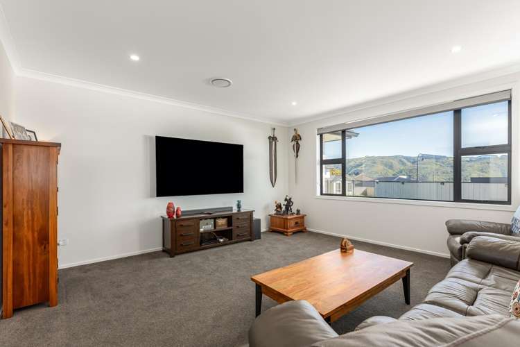 56 Queen Charlotte Drive Aotea_12