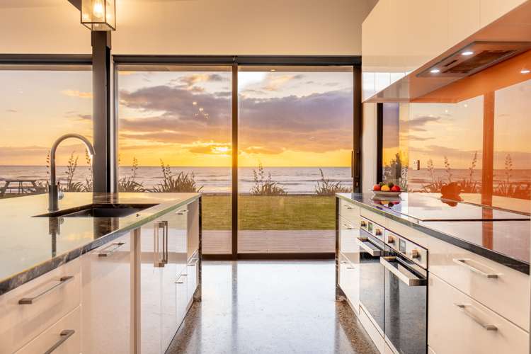 257 Rosetta Road Raumati Beach_9