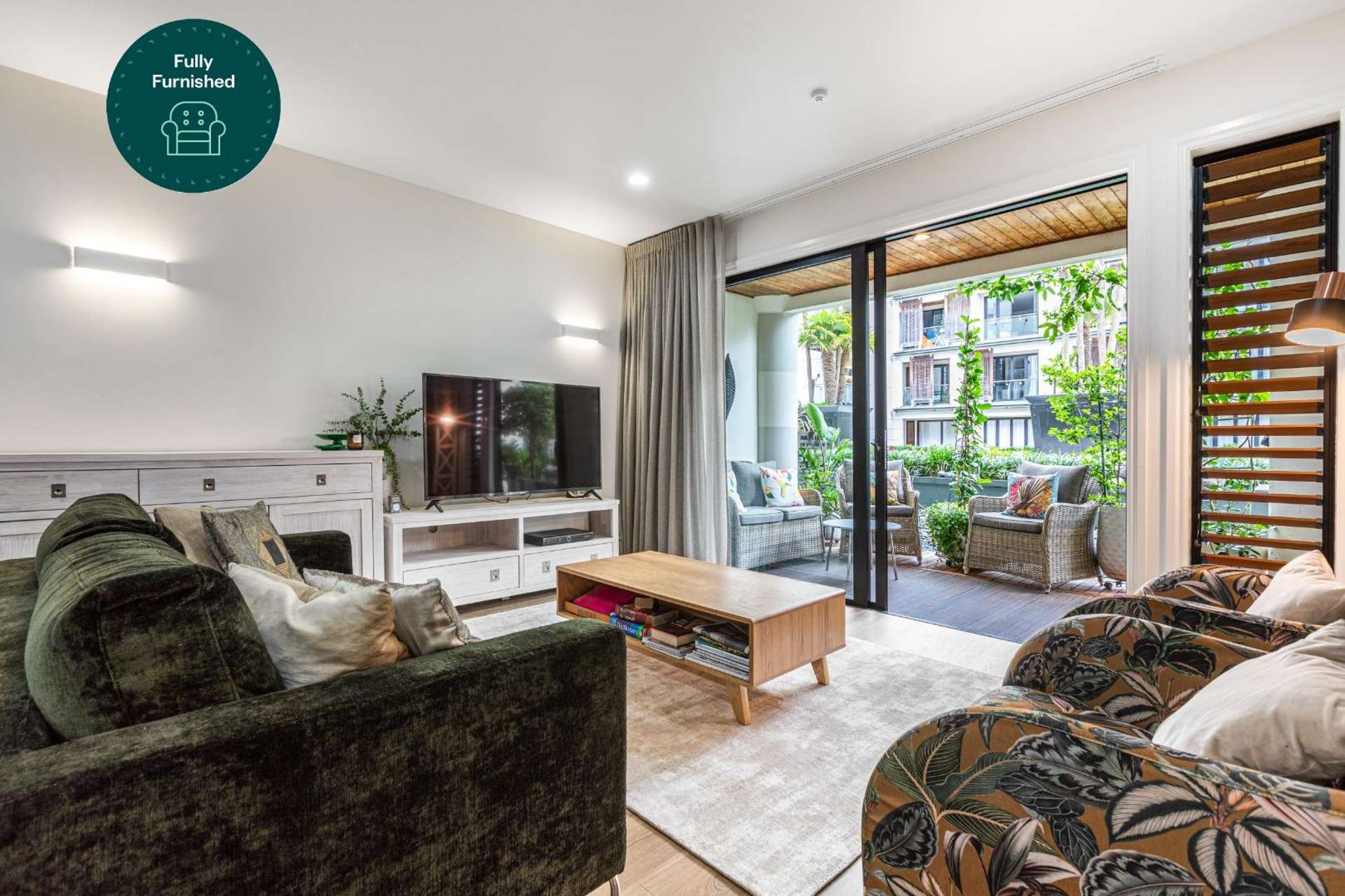 GC/20 Pakenham Street East  (with 2 carparks) 10015_0