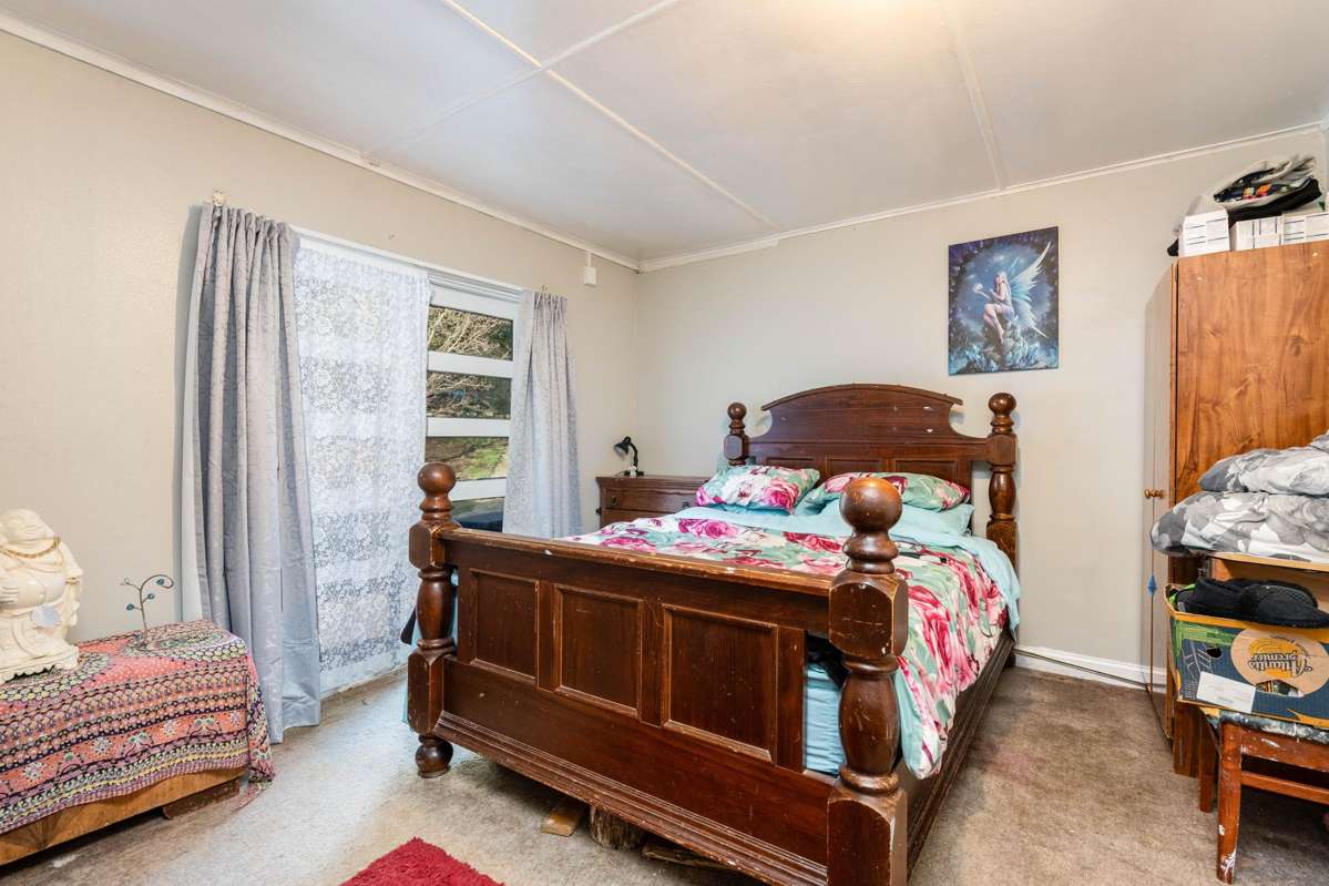 1062 Coast Road_5