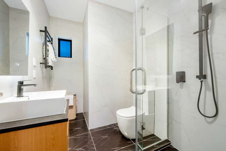 39 Koromeke Street Flat Bush_15