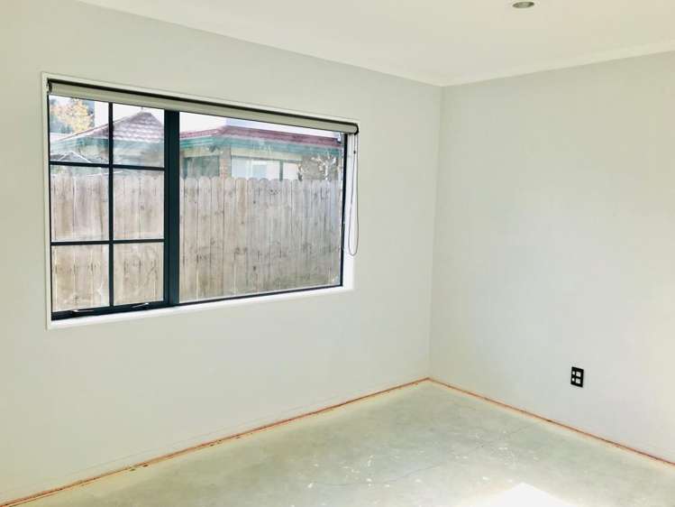 66 De Havilland Drive Goodwood Heights_11