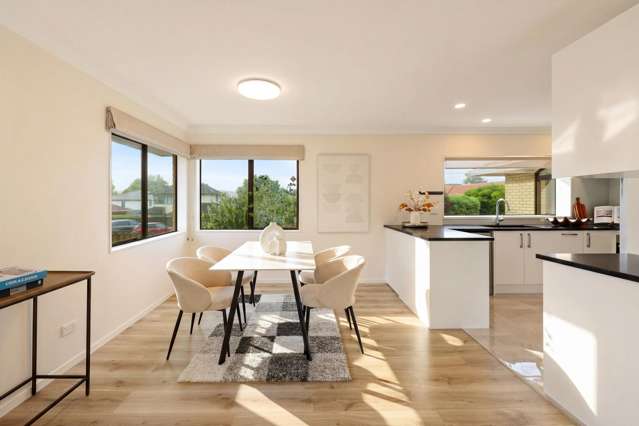 1/17 Penruddocke Road Half Moon Bay_1