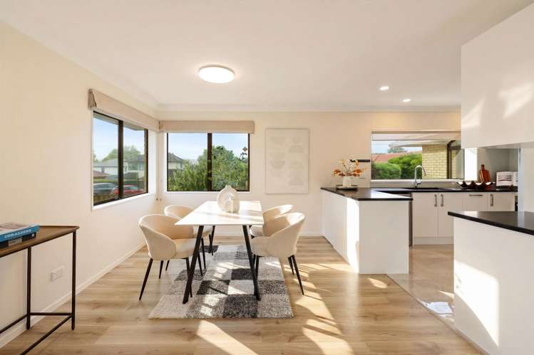 1/17 Penruddocke Road Half Moon Bay_1