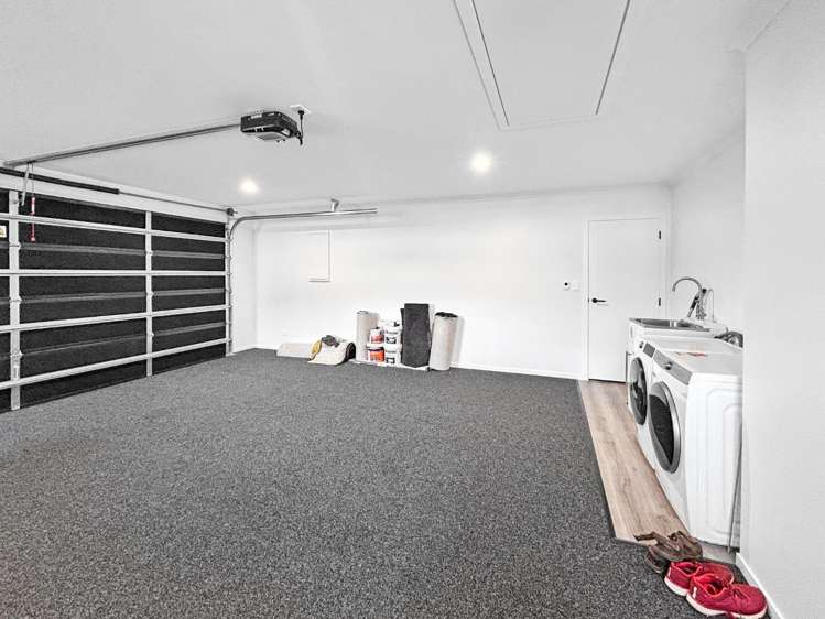 74 Atlantic Drive Fitzherbert_10