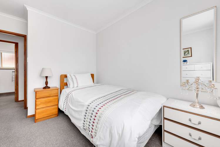 26 Galsworthy Place Bucklands Beach_13