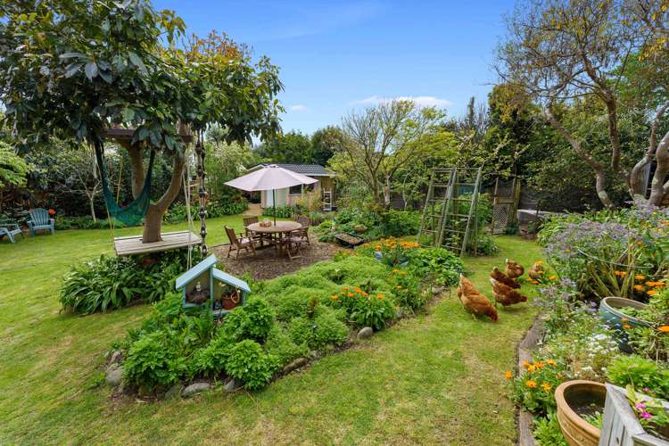 7 Kawau Grove Waikanae Beach_23