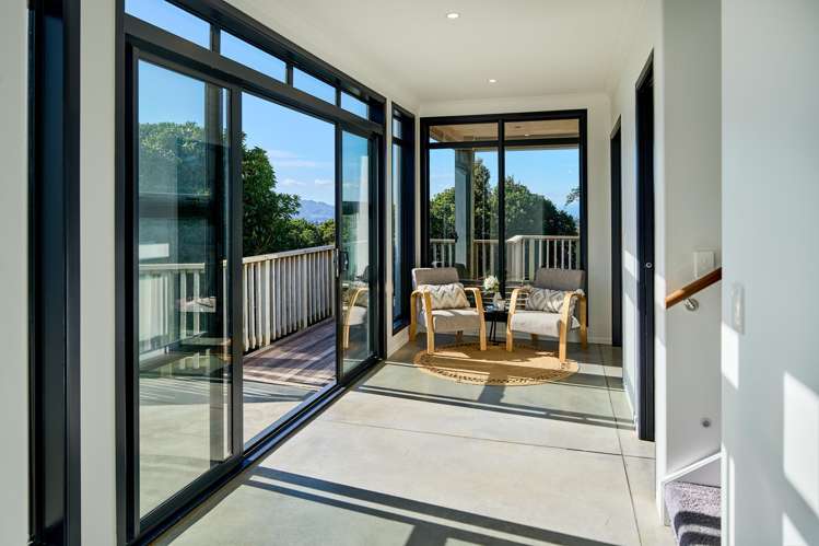 4 Caughley Grove Karori_9