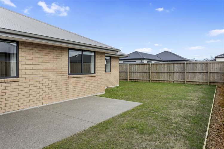 9 Stackwood Avenue Woodend_6