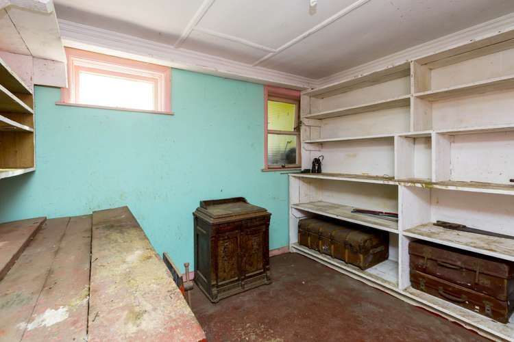 17 Beacon Hill Road Strathmore Park_15