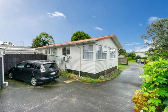 18 & 18A Feasegate Street Manurewa_4