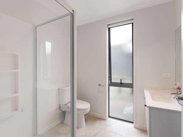 10 Sable Lane Pyes Pa_8