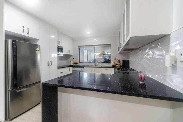 12 Glenveagh Park Drive Manurewa_4