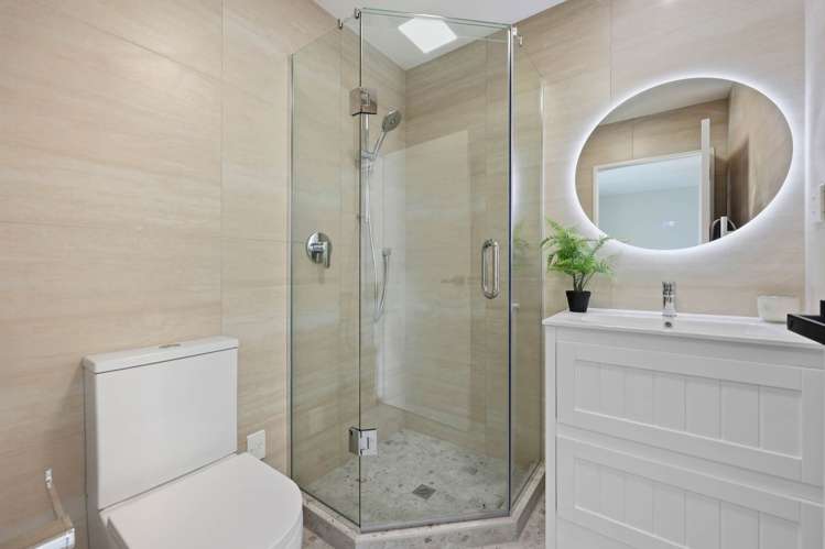 18 Richardson Road Mt Albert_27
