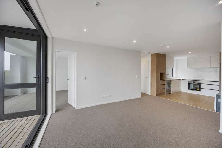 6/16 Treasure Lane Te Atatu South_4