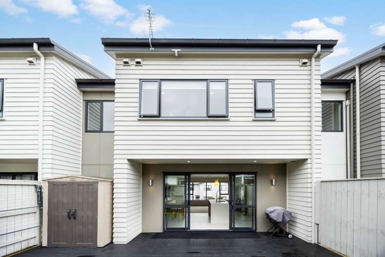 9 Tia Road Flat Bush_16