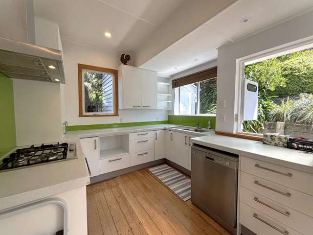 32 Locking Street 10811_1