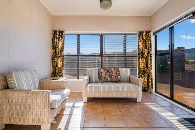 34 Wade River Road Stanmore Bay_15