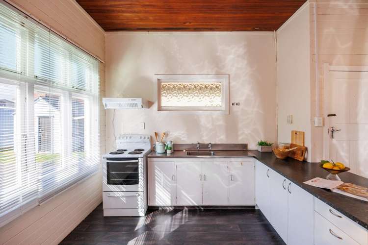 285 Fitzherbert Avenue West End_5