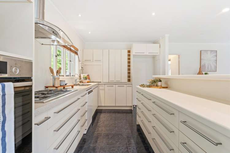 38 The Circle Manly_1