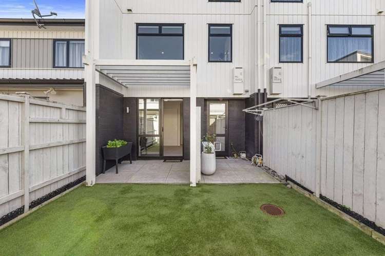 41 Bonnette Road Flat Bush_8