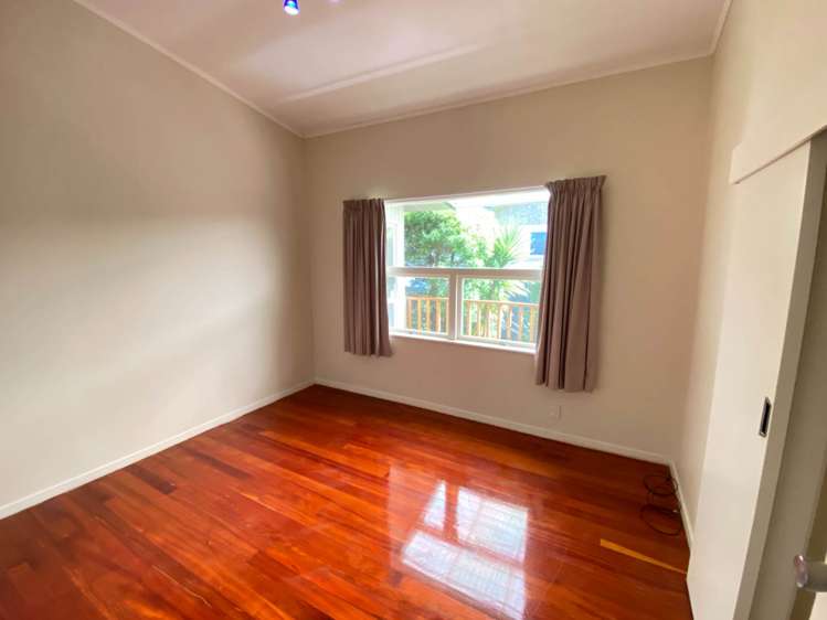 7 Maugham Drive Bucklands Beach_11