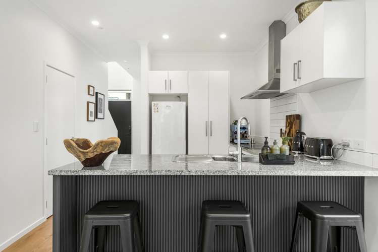 6 Lester Street Hobsonville_7