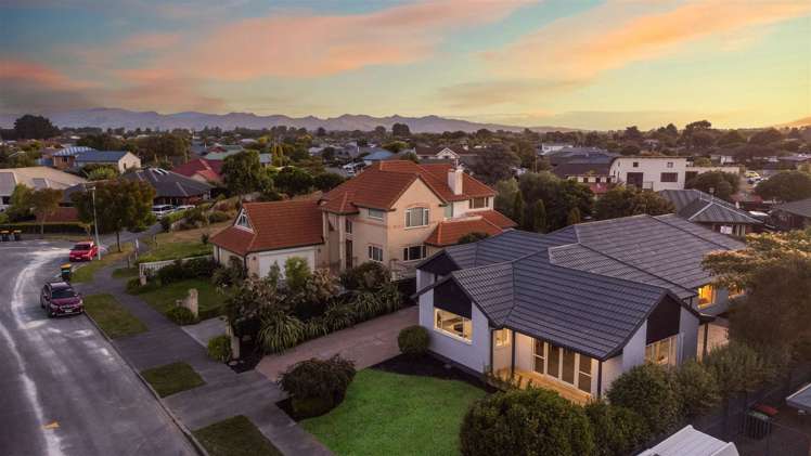 4 Monterey Place Parklands_29