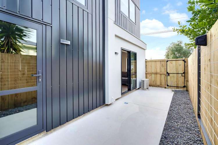 1/146 Old Farm Road Hamilton East_21