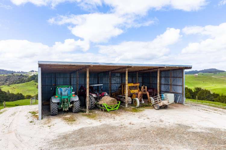 1526 Ararua Road Otamatea Surrounds_21