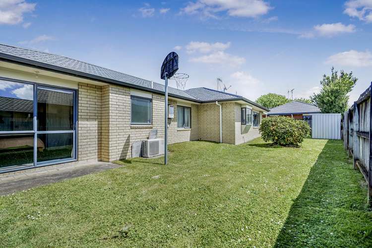 2 Finchley Place Hamilton East_14