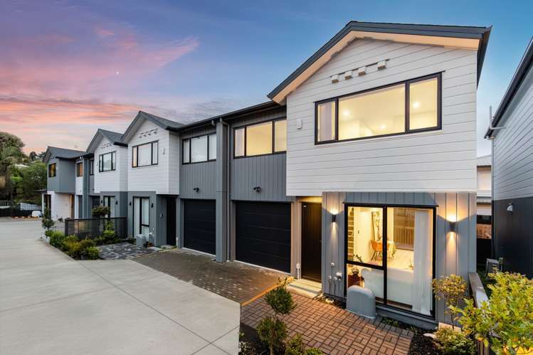 25F Oteha Valley Road Northcross_0