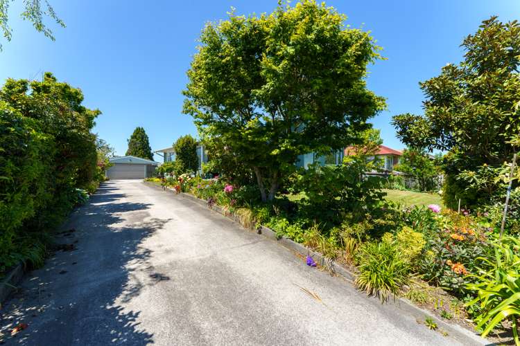 17 Oriana Crescent Hornby_14