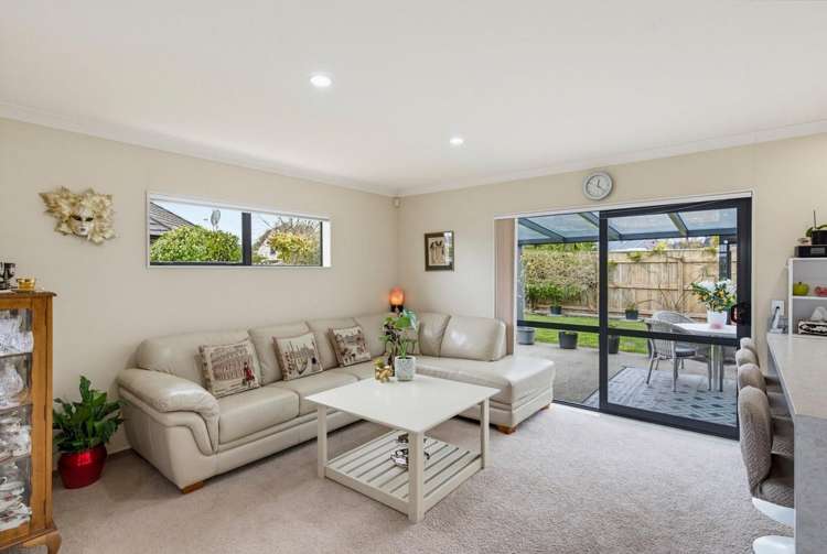 143 Milne Drive Paraparaumu_5