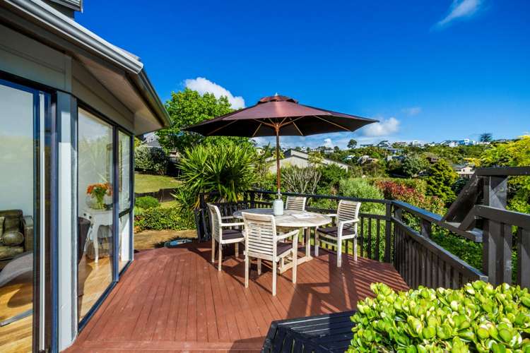 10 Bellbird Rise Murrays Bay_15