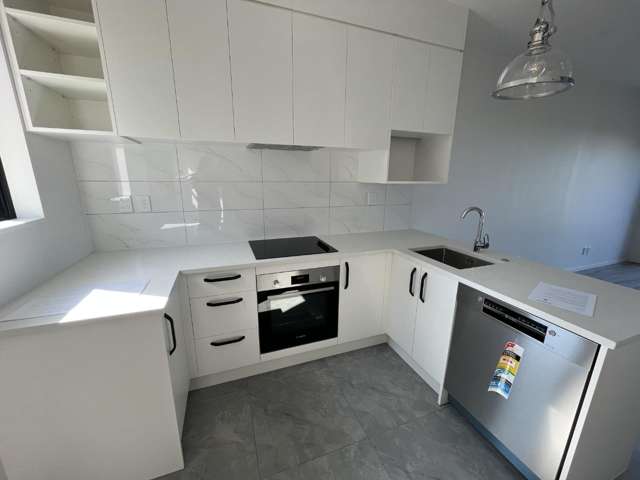 18/241 Don Buck Road 11410_1