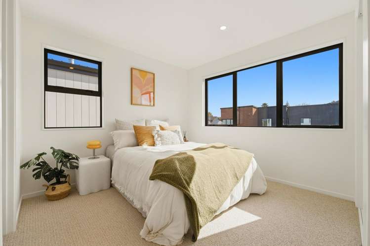 1C Dunkirk Terrace Mount Albert_16