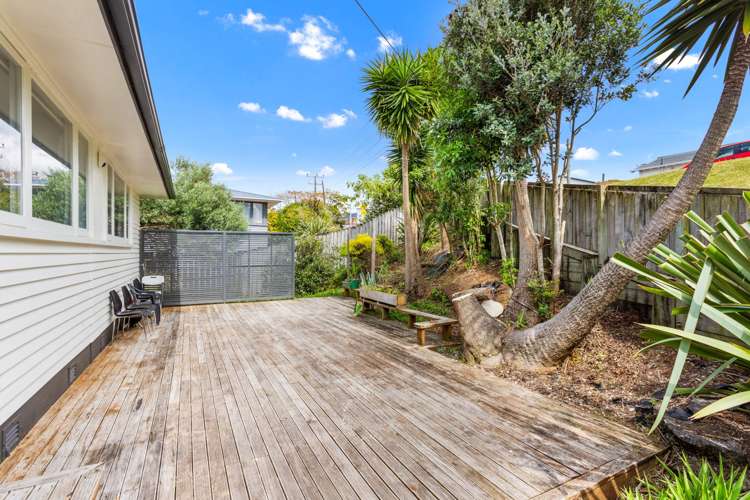 19 Kelwyn Road Kelston_4